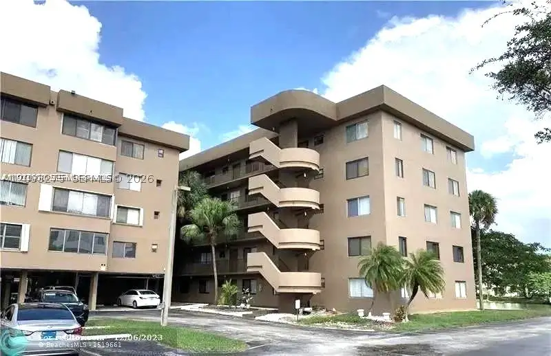 8020 Hampton Blvd #309, North Lauderdale, FL 33068 - #2