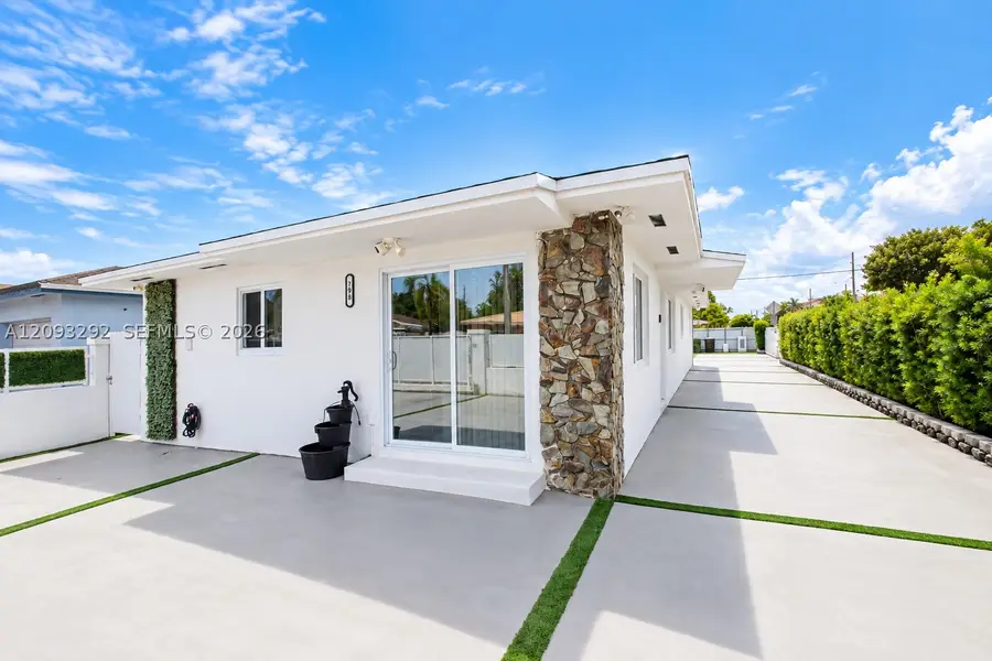 798 W 31st St, Hialeah, FL 33012 - #3
