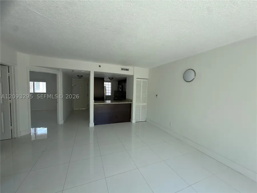 695 SW 11th St #204, Miami, FL 33129 - #3