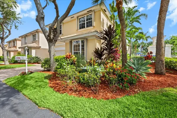 1241 Grant St, Hollywood, FL 33019