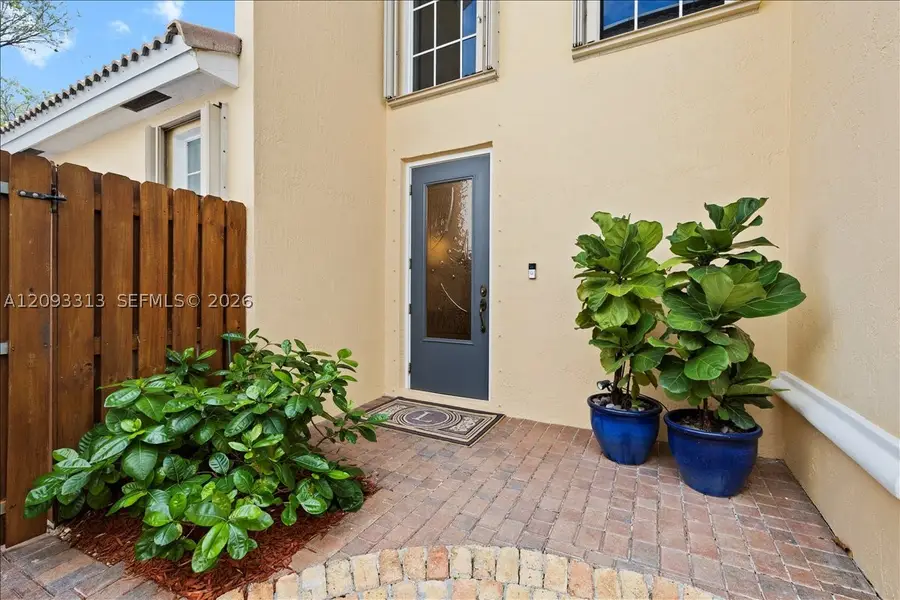 1241 Grant St, Hollywood, FL 33019 - #3