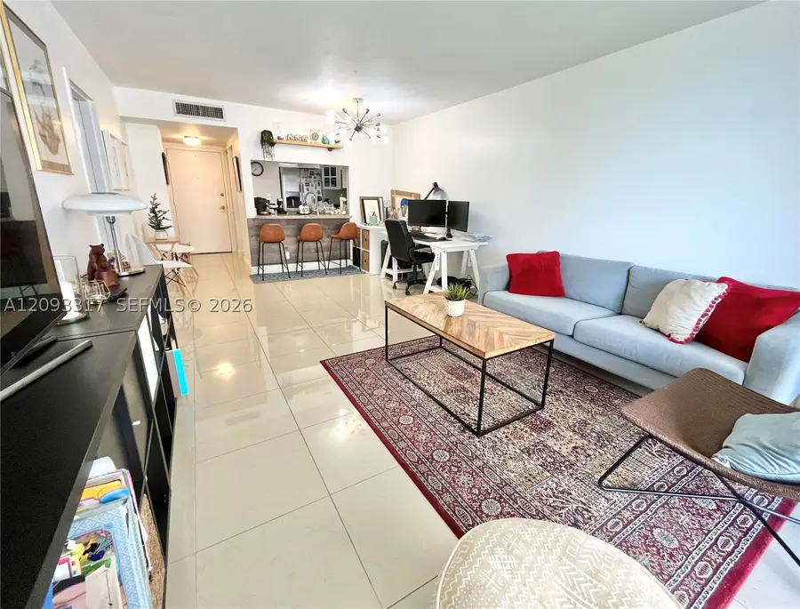 2935 NE 163rd St #5P, North Miami Beach, FL 33160 - #3