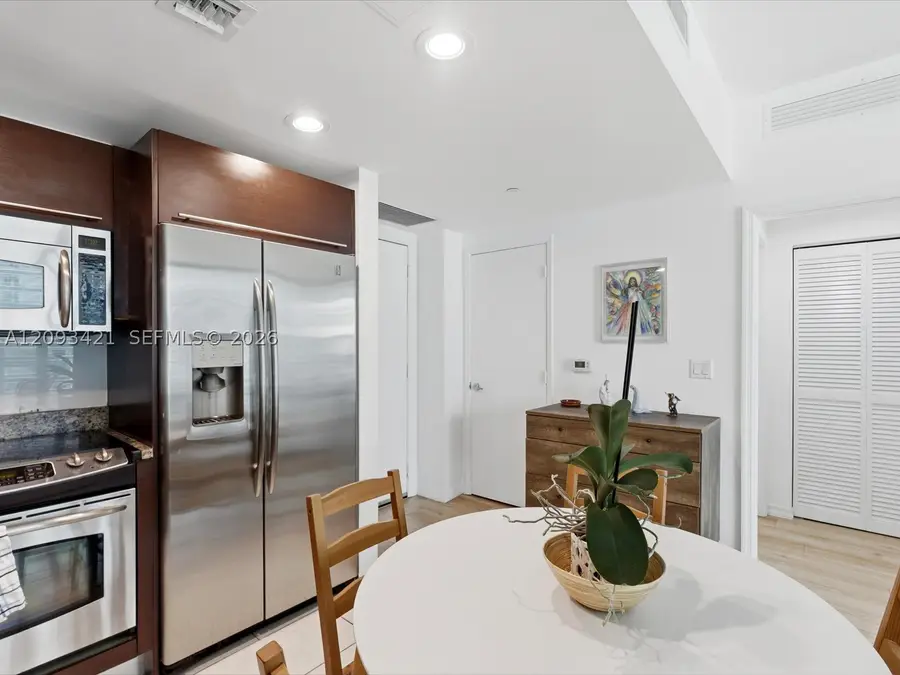 950 Brickell Bay Dr #1208, Miami, FL 33131 - #2