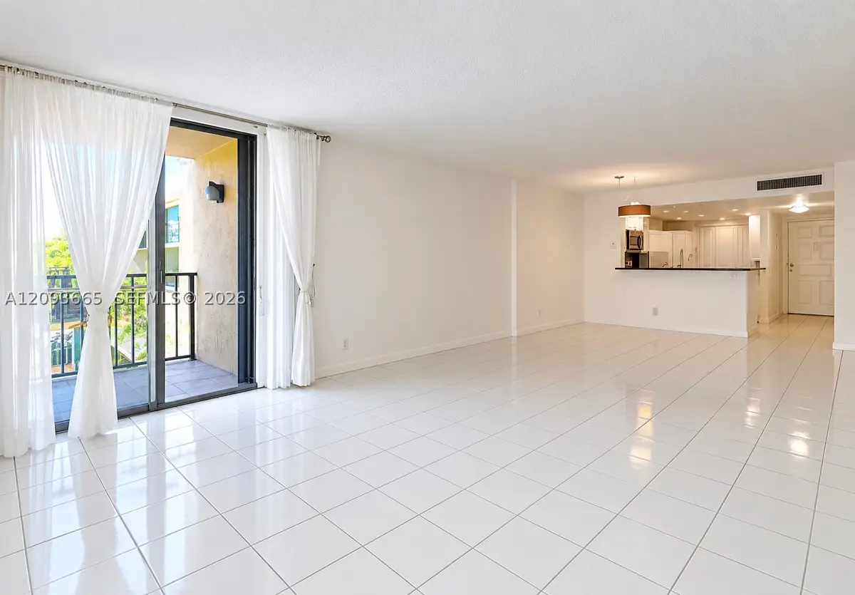 3581 S Ocean Blvd #2D, South Palm Beach, FL 33480 - #1