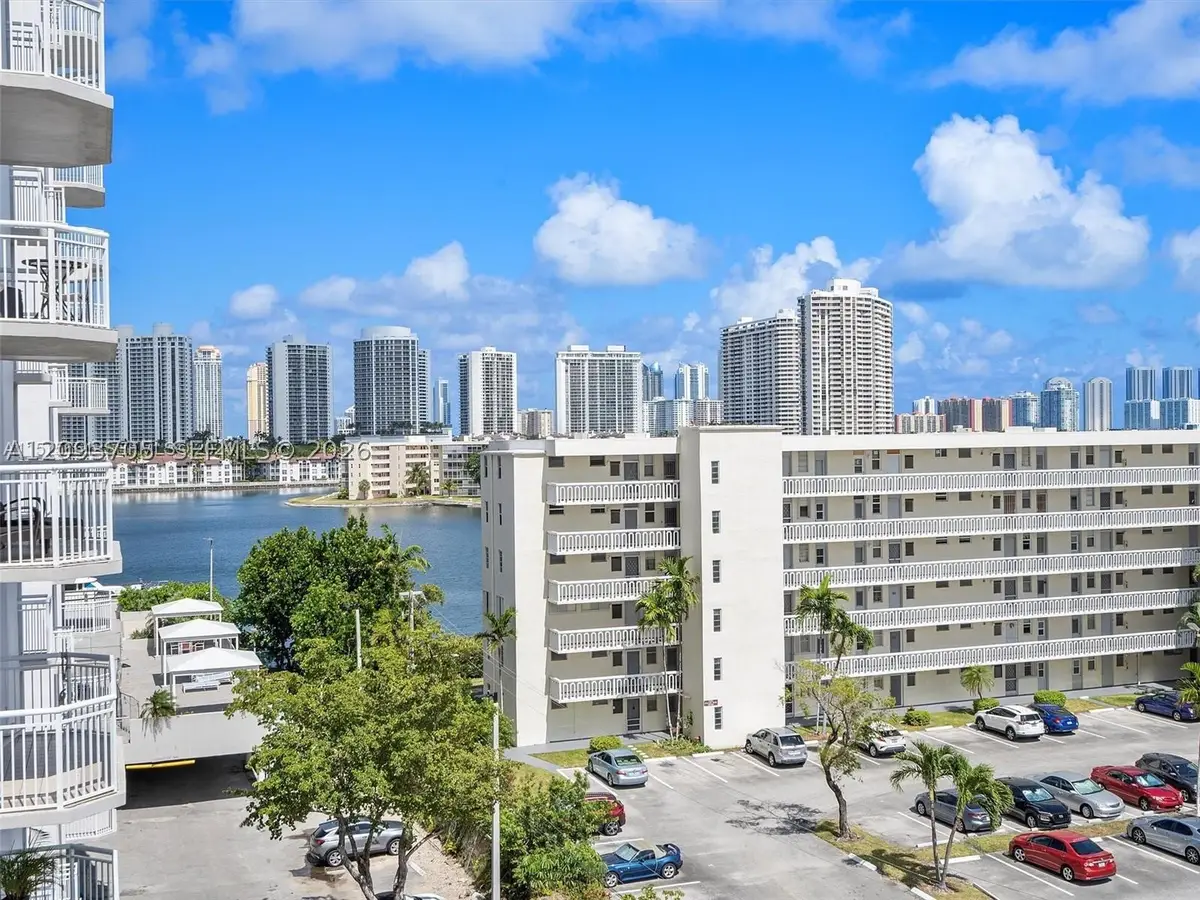 18021 Biscayne Blvd #603, Aventura, FL 33160 - #1