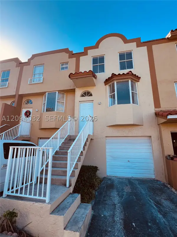 380 NW 85th Pl #1406, Miami, FL 33126