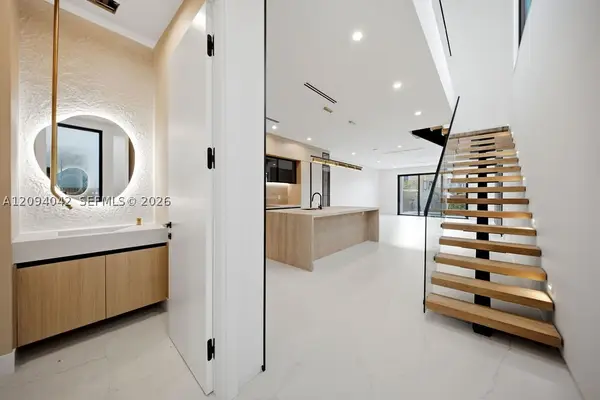 1332 NE 16th Ter, Fort Lauderdale, FL 33304