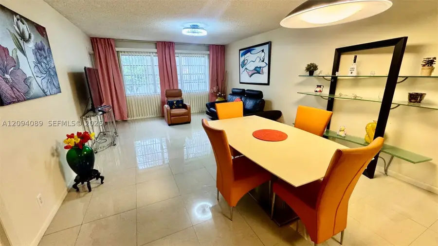 410 SE 2nd St #219, Hallandale Beach, FL 33009 - #2