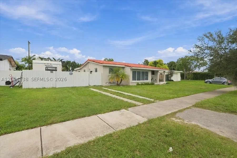 9625 Dominican Dr, Cutler Bay, FL 33189 - #2