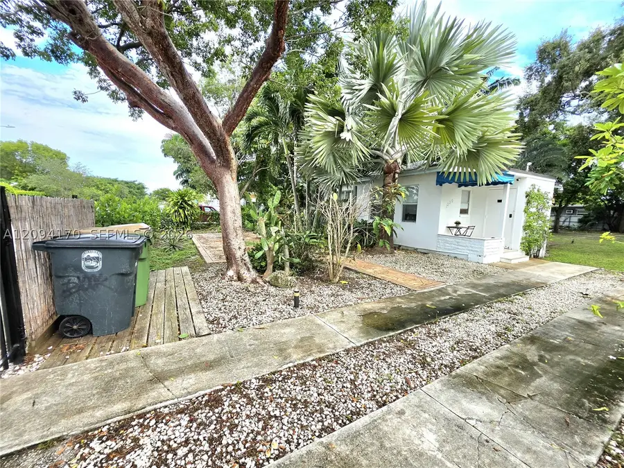1220 NE 128th St, North Miami, FL 33161 - #2