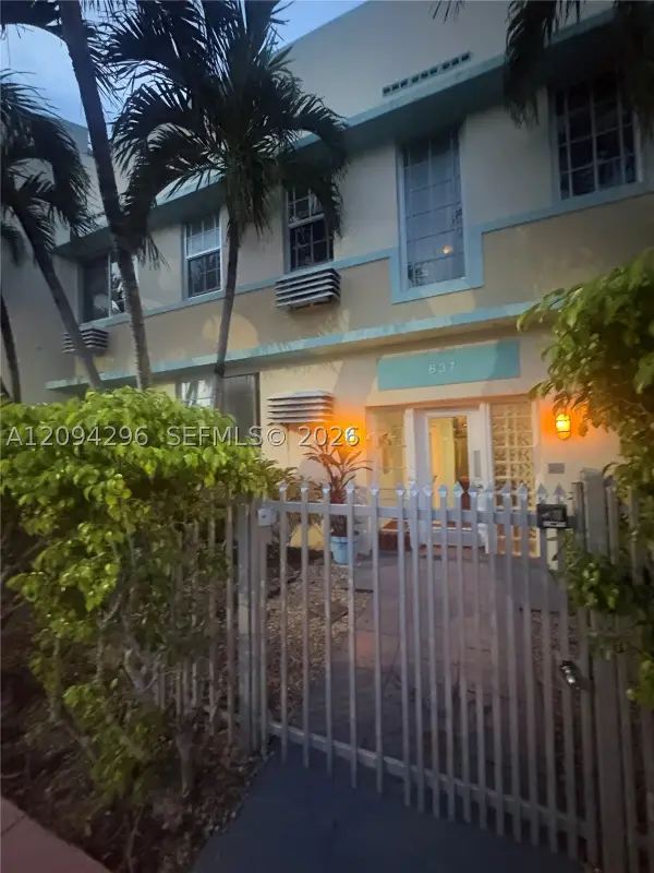 637 12th St #6, Miami Beach, FL 33139
