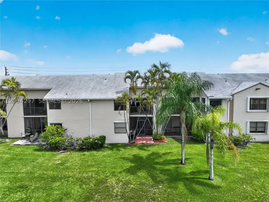 889 Hamilton Dr #889E, Homestead, FL 33034 - #3