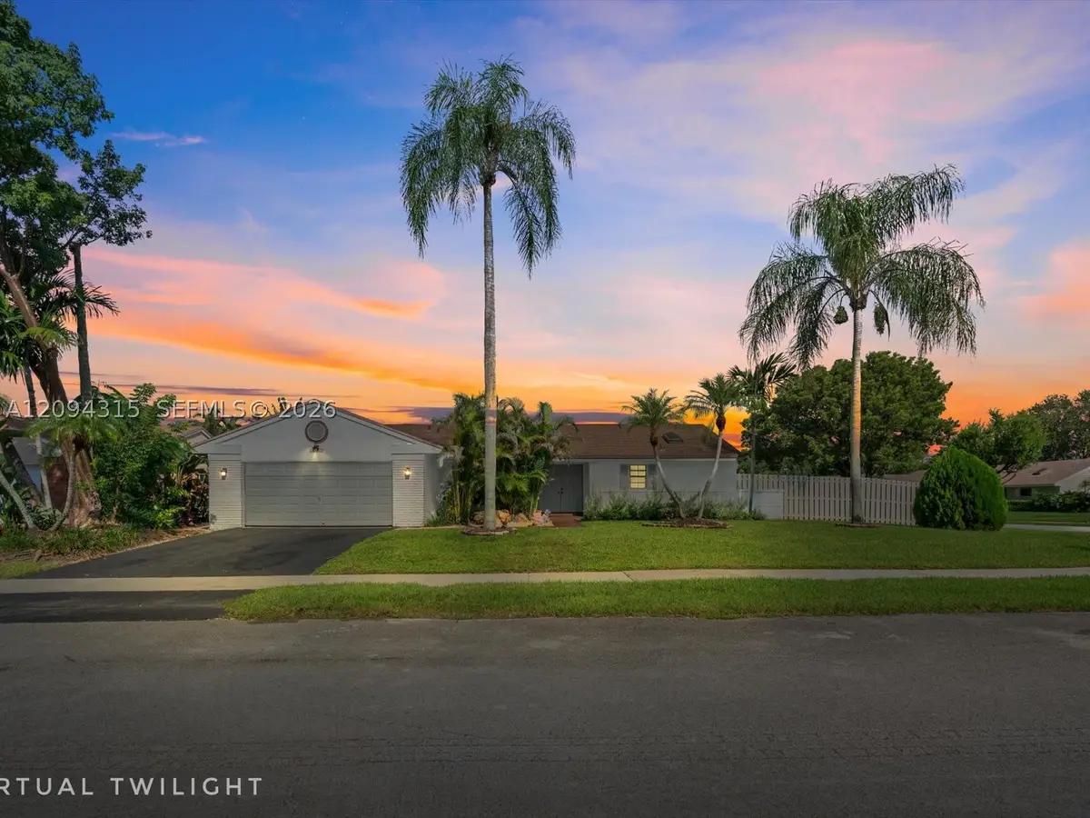 1061 Cedar Creek Way, Davie, FL 33325 - #1
