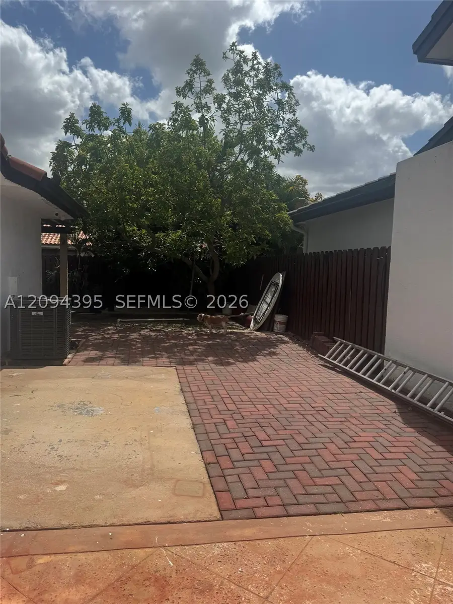 811 NW 133rd Ct, Miami, FL 33182 - #2