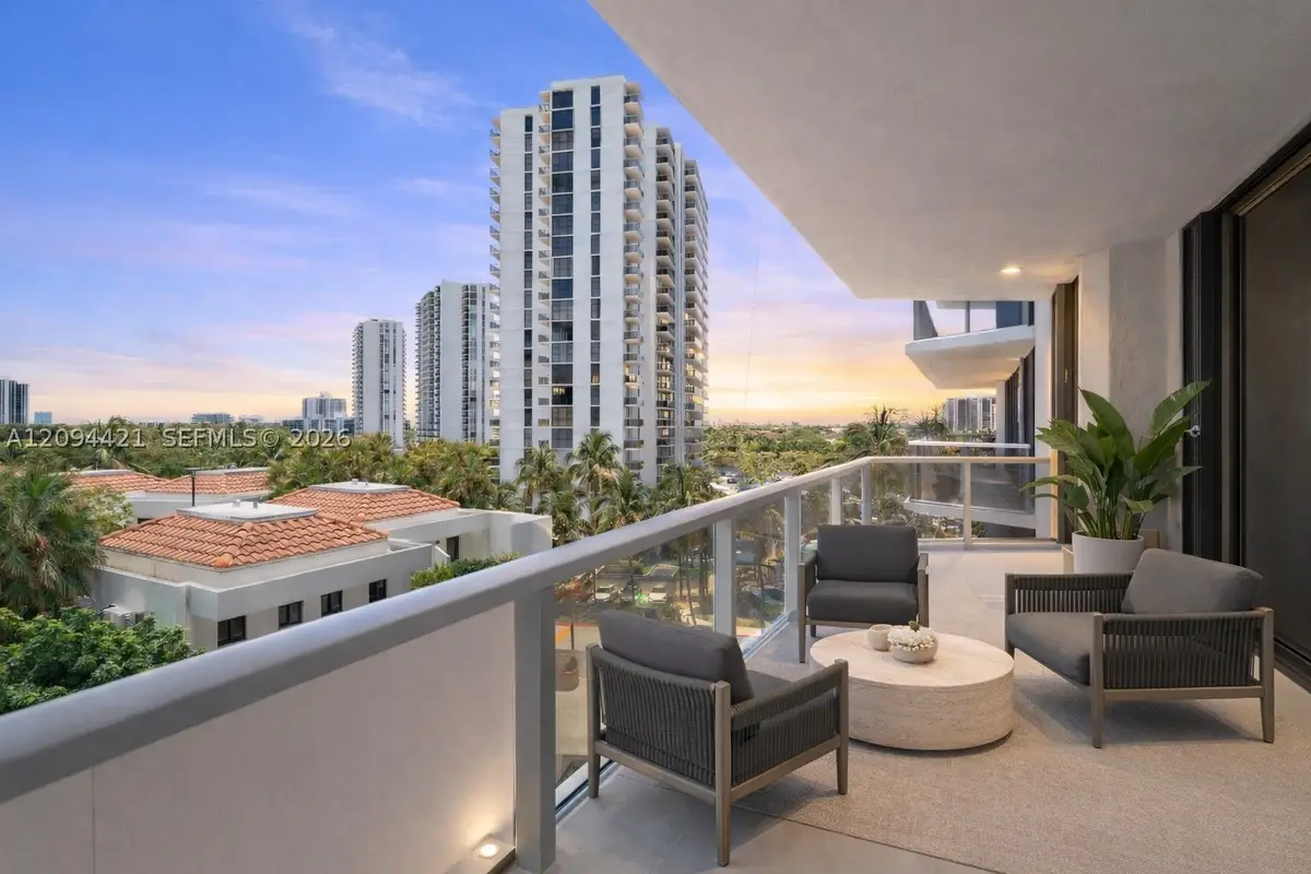 20281 E Country Club Dr #403, Aventura, FL 33180 - #1