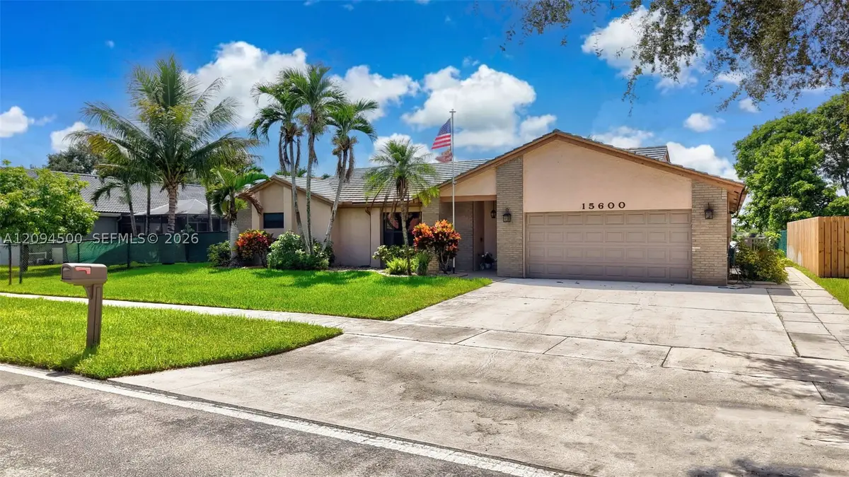 15600 Huntridge Rd, Davie, FL 33331 - #1