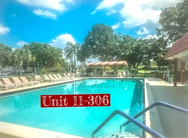 9410 N Hollybrook Lake Dr #306, Pembroke Pines, FL 33025