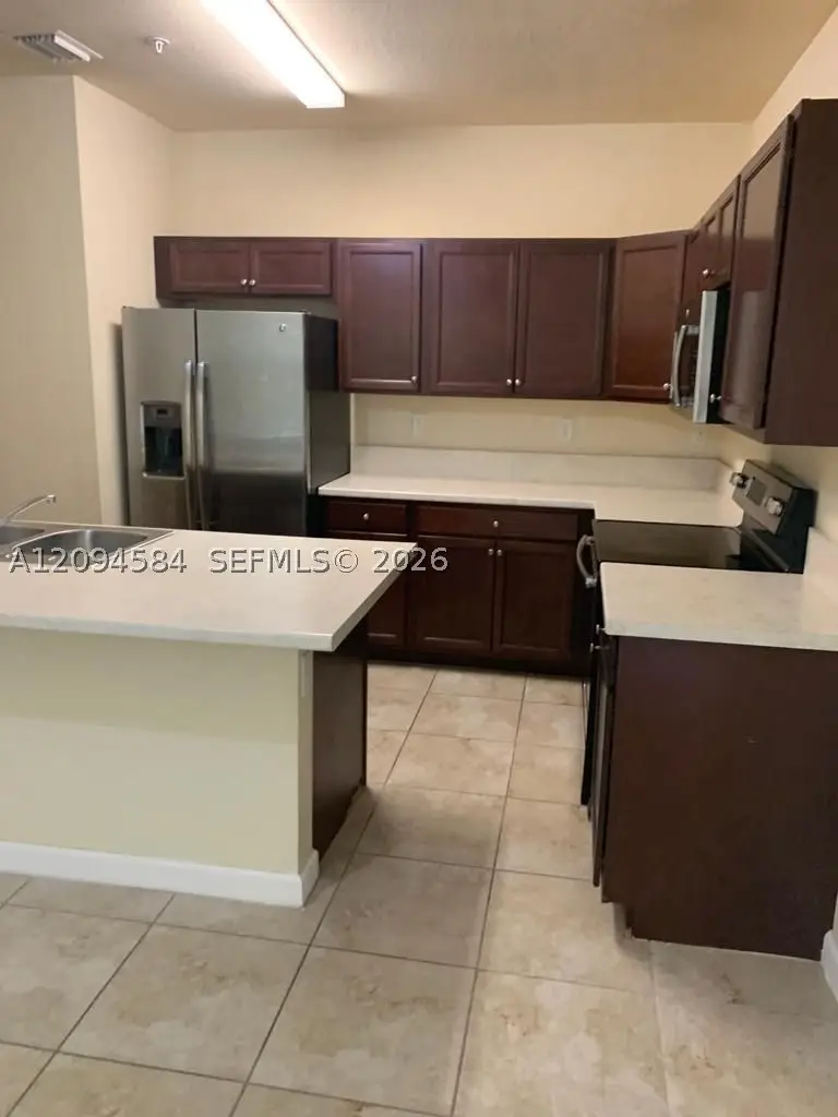 142 SE 28th Ter #10, Homestead, FL 33033 - #2