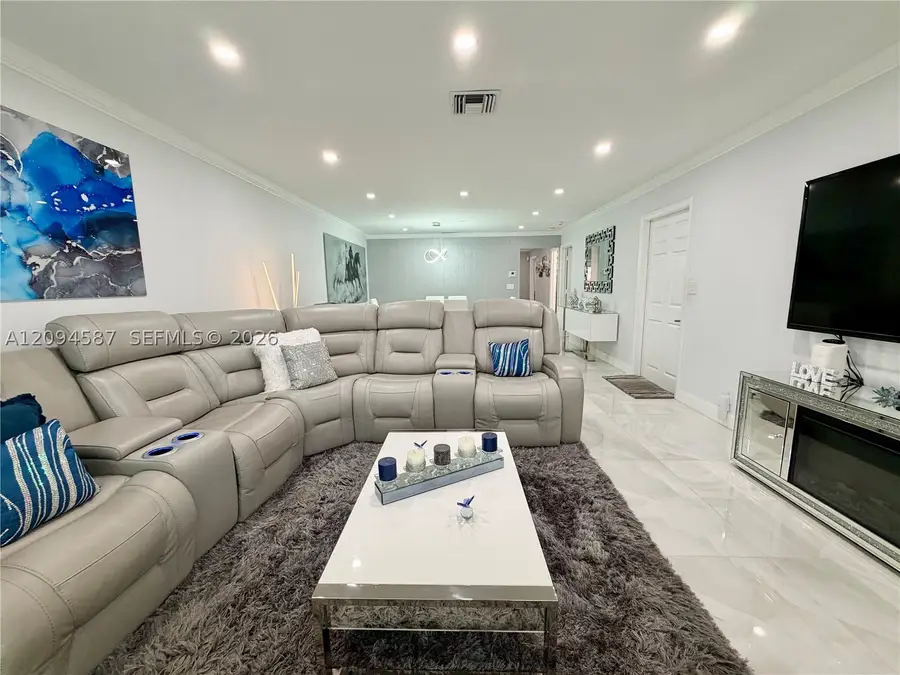 520 NW 46th St, Deerfield Beach, FL 33064 - #2