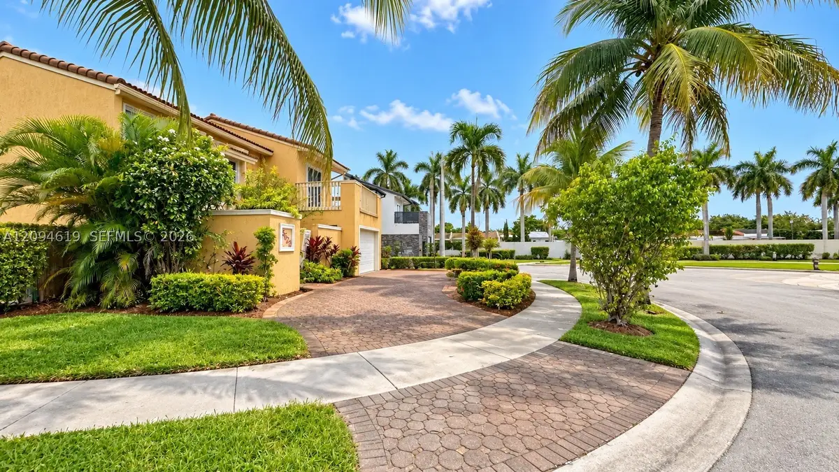 5622 SW 130th Pl, Miami, FL 33183 - #1