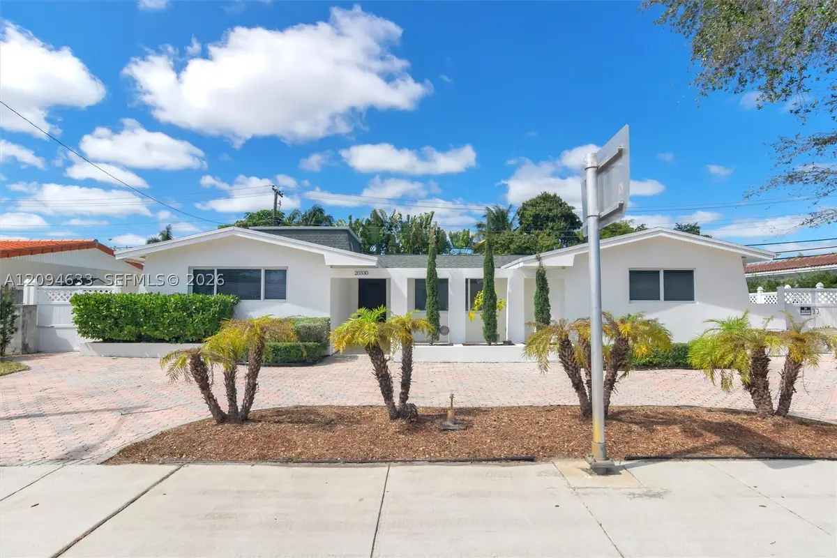 20330 Highland Lakes Blvd, Miami, FL 33179 - #1