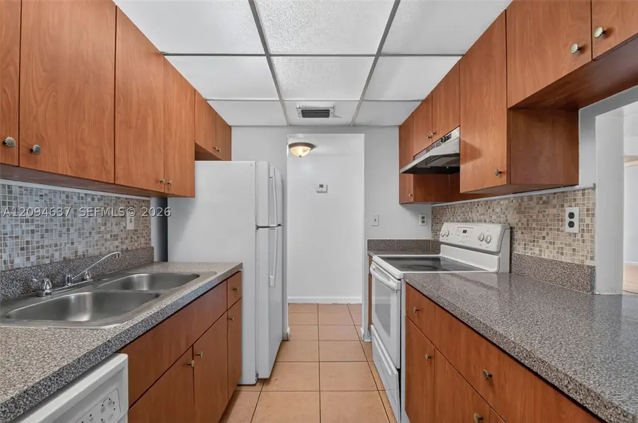 1880 N Congress Ave #301, West Palm Beach, FL 33401 - #3