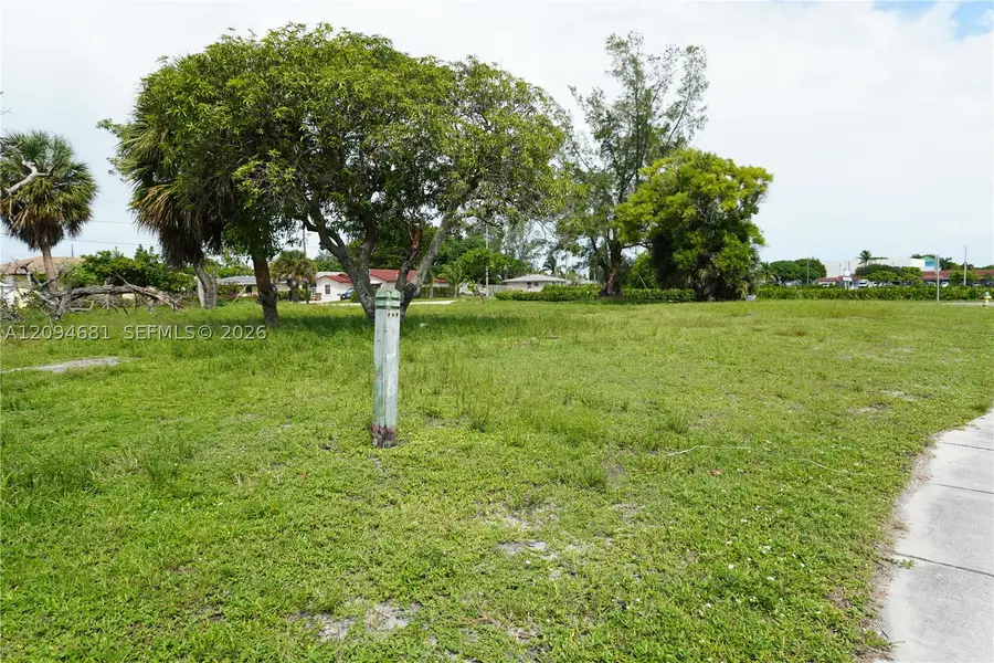 237 S Dixie Hwy, Deerfield Beach, FL 33441 - #2