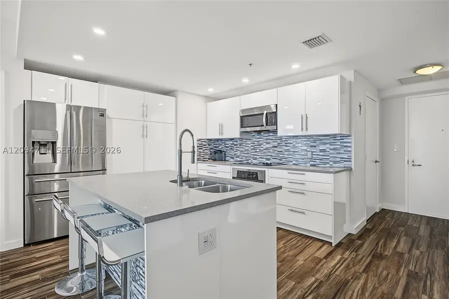 1900 N Bayshore Dr #3604, Miami, FL 33132 - #2