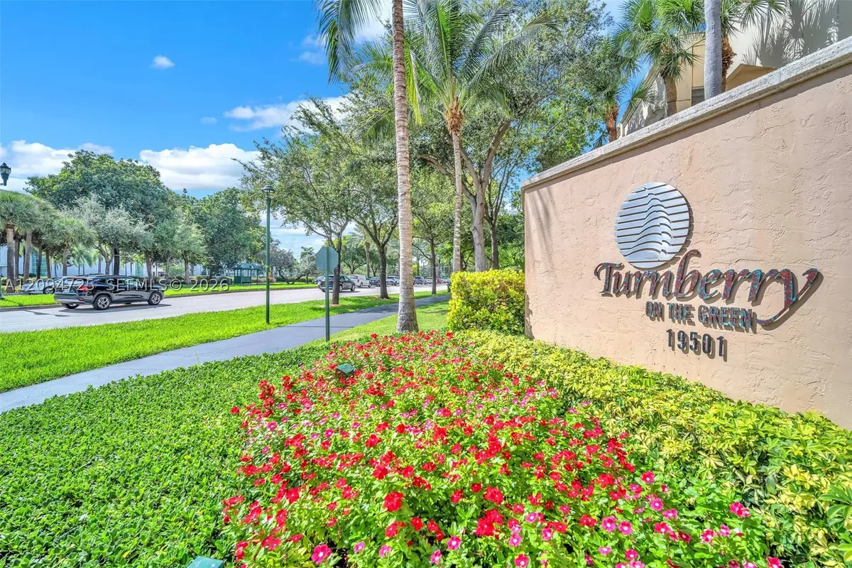 19501 W Country Club Dr #506, Aventura, FL 33180 - #1