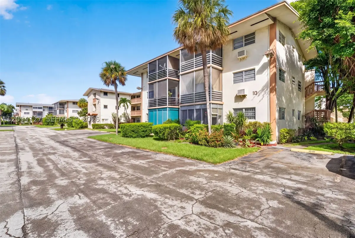 1395 NE 167th St #212, Miami, FL 33162 - #1