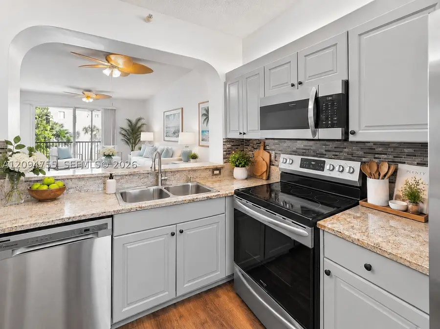 7647 Southampton Ter #314, Tamarac, FL 33321 - #2