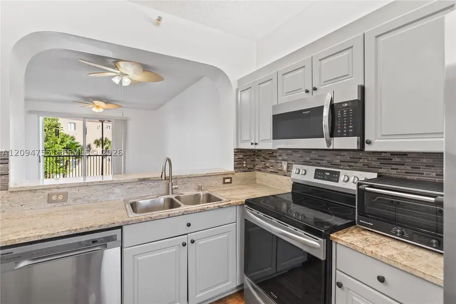 7647 Southampton Ter #314, Tamarac, FL 33321 - #3