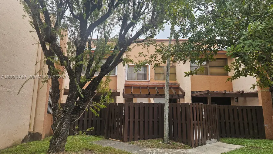 445 W Park Dr #102-4, Miami, FL 33172 - #2
