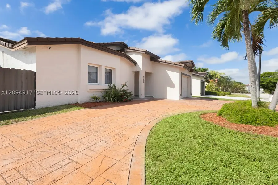 8520 SW 207th Ter, Cutler Bay, FL 33189 - #2