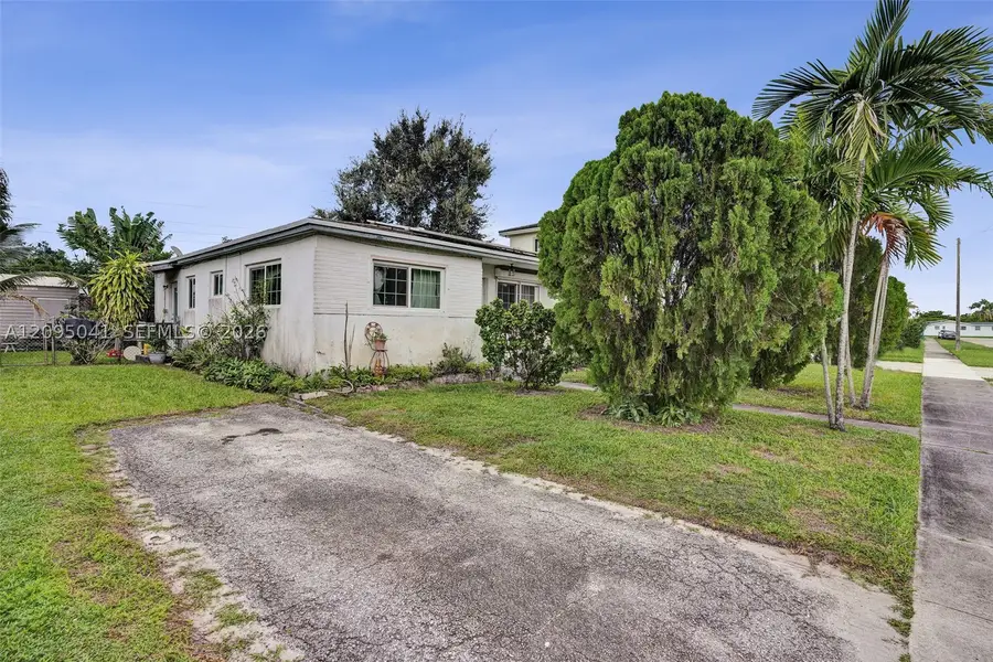 17401 NE 11th Ct, Miami, FL 33162 - #2