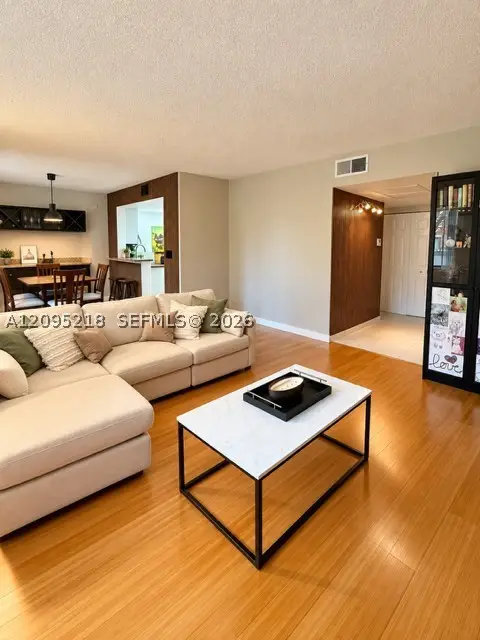 3206 Coral Lake Dr #3206, Coral Springs, FL 33065 - #3