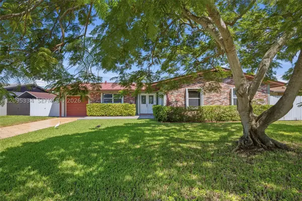 9971 SW 197th St, Cutler Bay, FL 33157