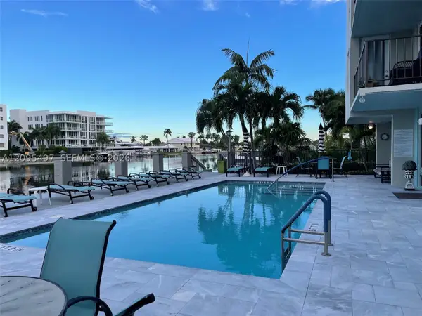 3233 NE 32nd Ave #601, Fort Lauderdale, FL 33308