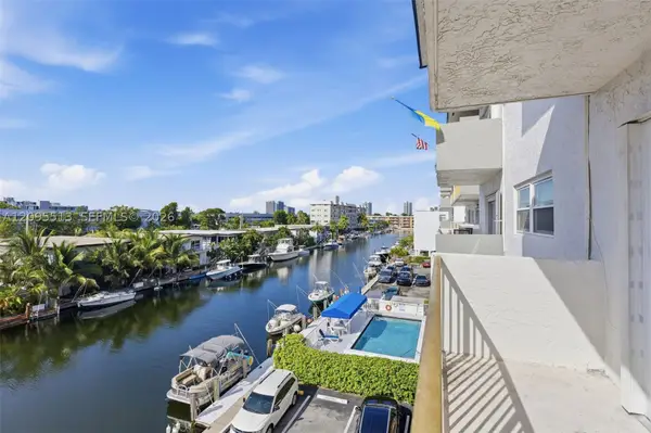 3770 NE 171st St #402, North Miami Beach, FL 33160