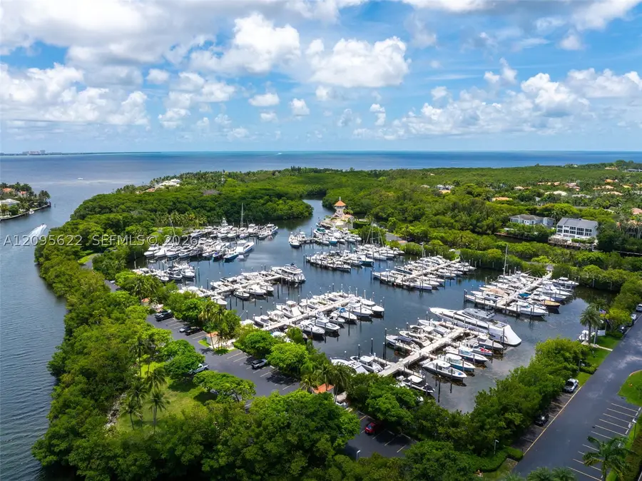 60 Edgewater Dr #11F, Coral Gables, FL 33133 - #3