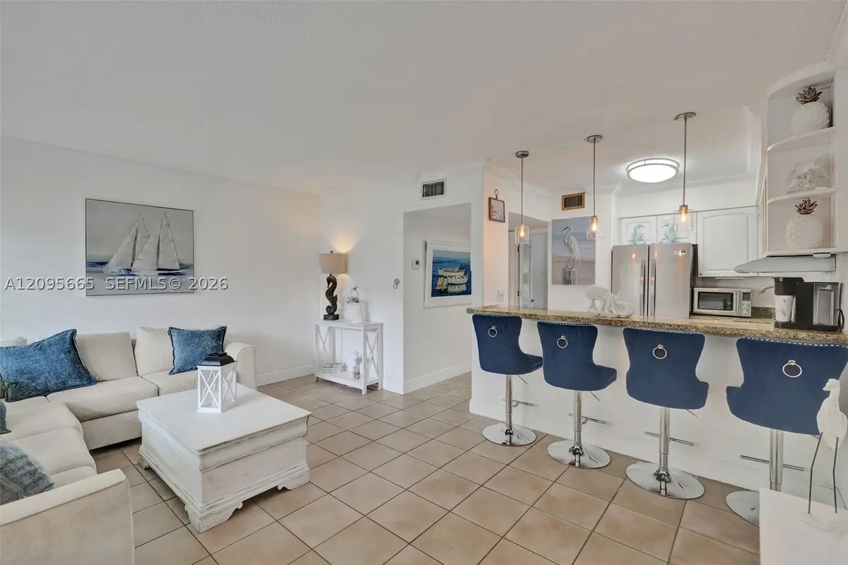 2124 NE 5th Ave #107, Wilton Manors, FL 33305 - #1