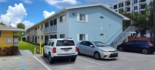 1501 Crescent Cir #C27, Lake Park, FL 33403