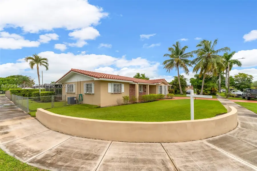 1820 SW 102nd Ave, Miami, FL 33165 - #3