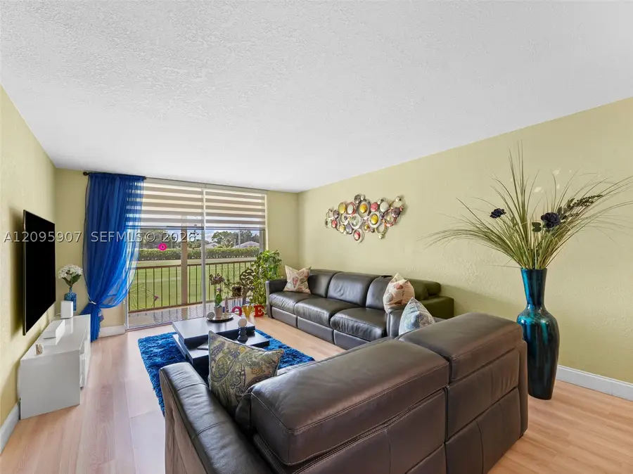9820 S Hollybrook Lake Dr #208, Pembroke Pines, FL 33025 - #2