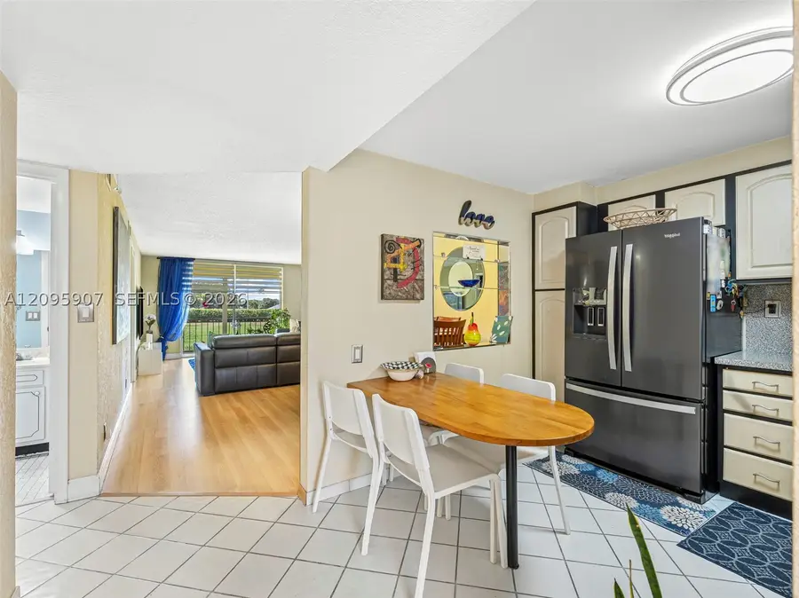 9820 S Hollybrook Lake Dr #208, Pembroke Pines, FL 33025 - #3