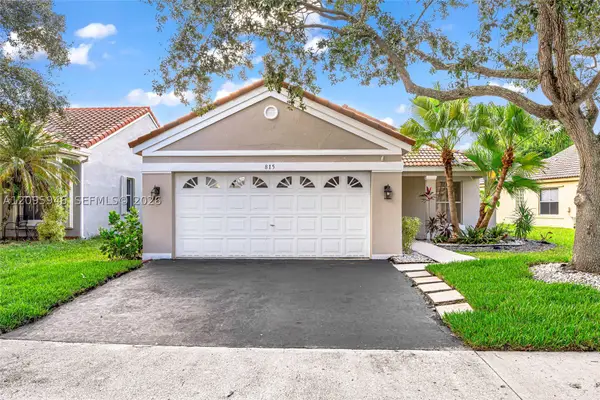 815 Falling Water Rd, Weston, FL 33326