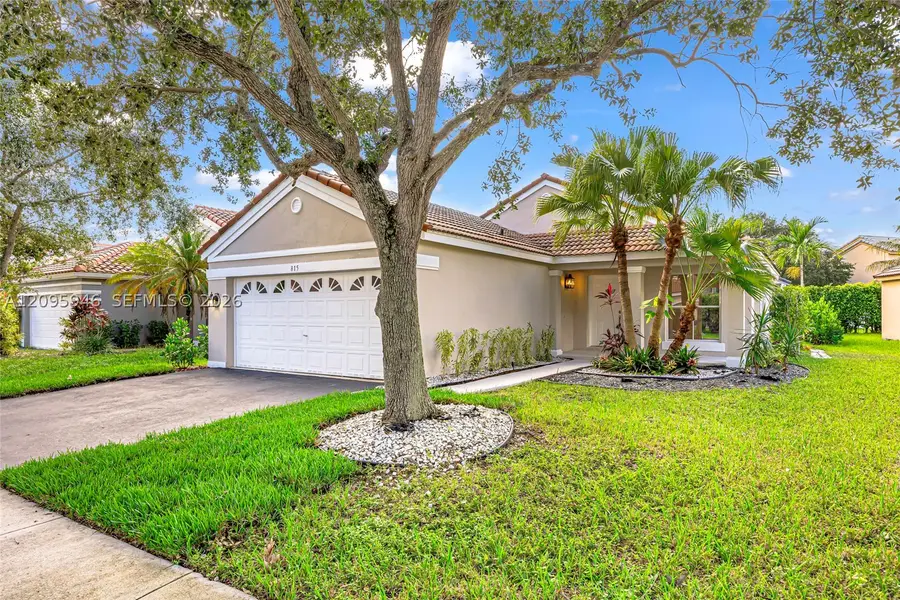 815 Falling Water Rd, Weston, FL 33326 - #3
