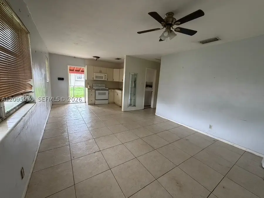 6115 SW 2nd St, Margate, FL 33068 - #2