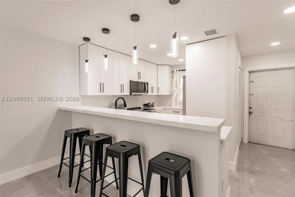 807 W Oakland Park Blvd #H12, Oakland Park, FL 33311 - #1