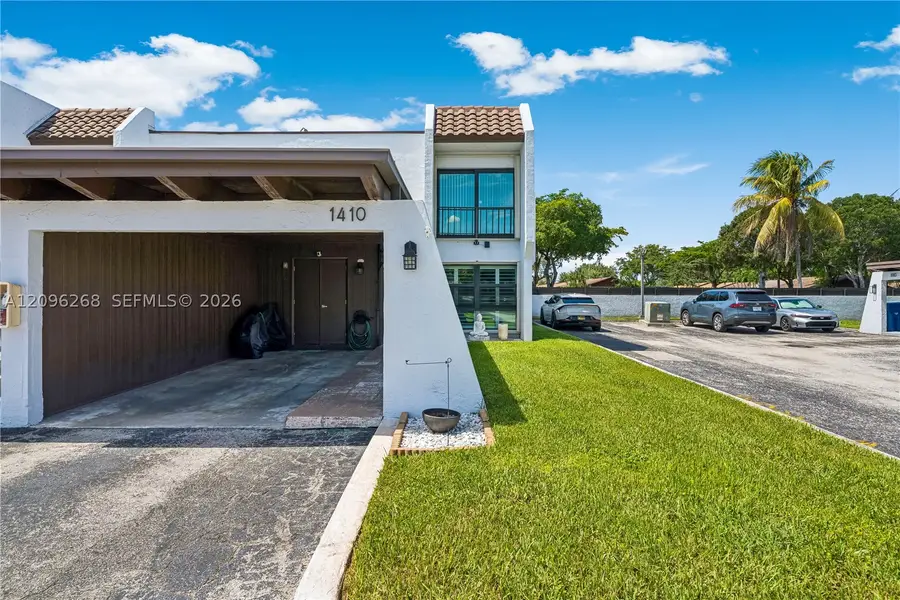6526 Kendale Lakes Dr #1410, Miami, FL 33183 - #3